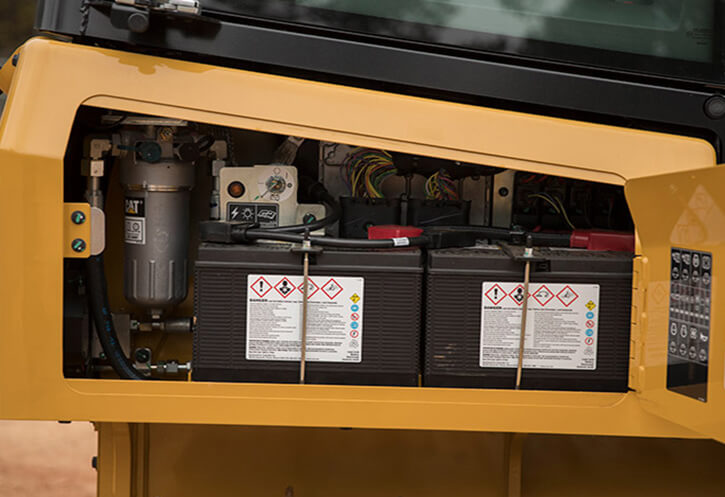 Cat dozer battery compartment